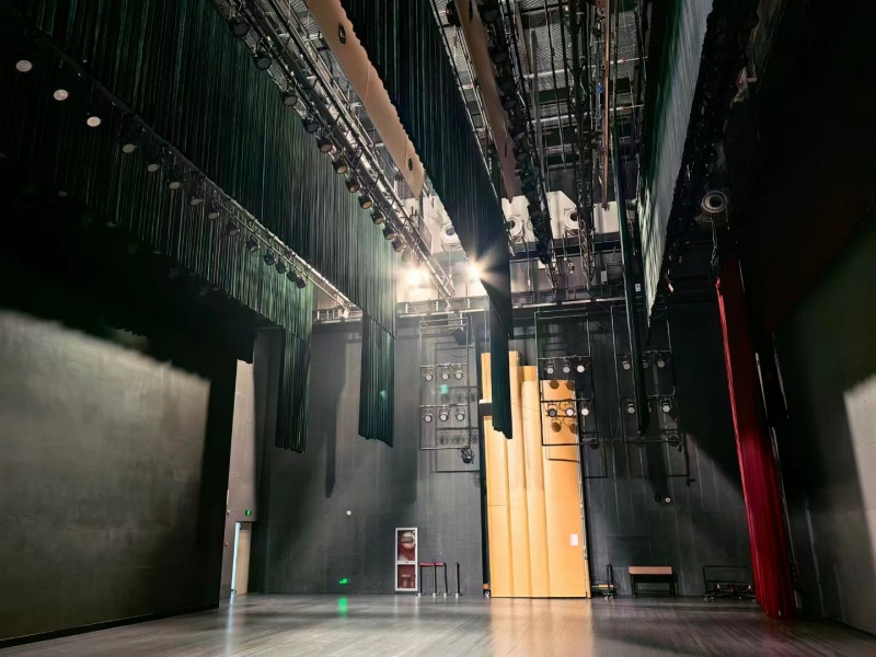 专注高品质设备供应，用硬核产品征服海外市场&mdash;&mdash;我公司成功拿下蒙古国扎门乌德某剧场舞台设备✨